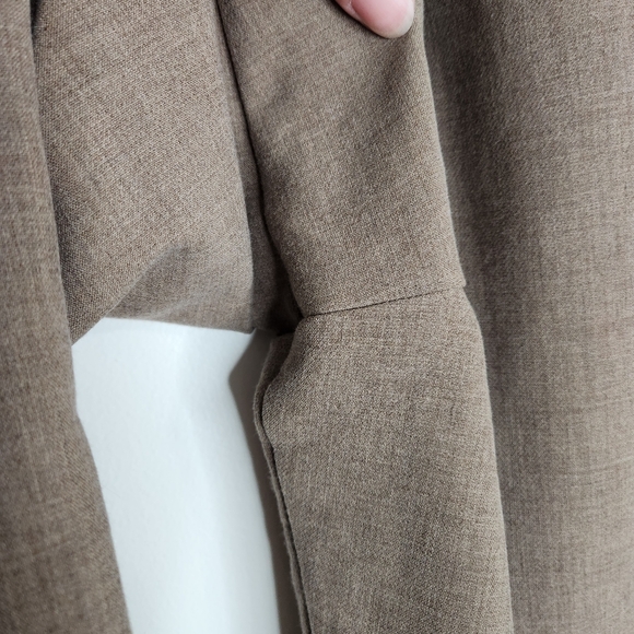 Aritzia Wilfred Ibiza High Rise Pleated Trouser Pants Size 4 In Heather Bisque - Picture 12 of 16